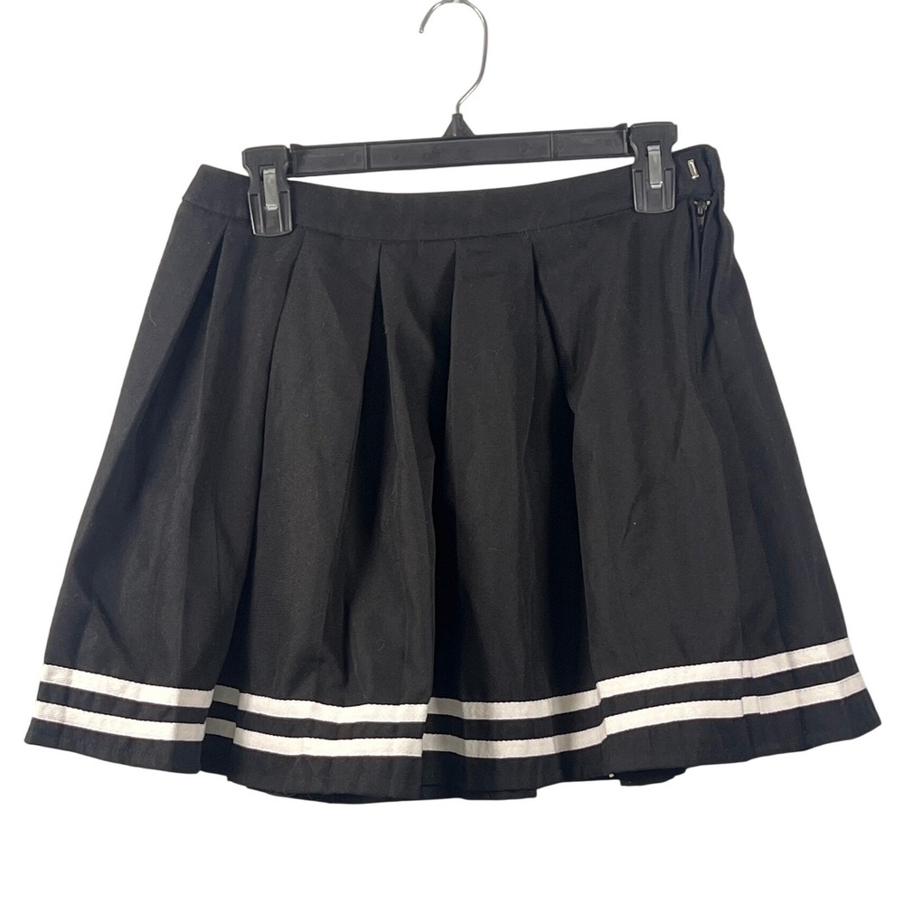 Hot Topic Black Pleated High Waist Skirt Medium Whimsigoth Emo Punk School Girl‎